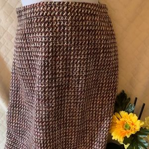 Loft pencil skirt 12p burgundy